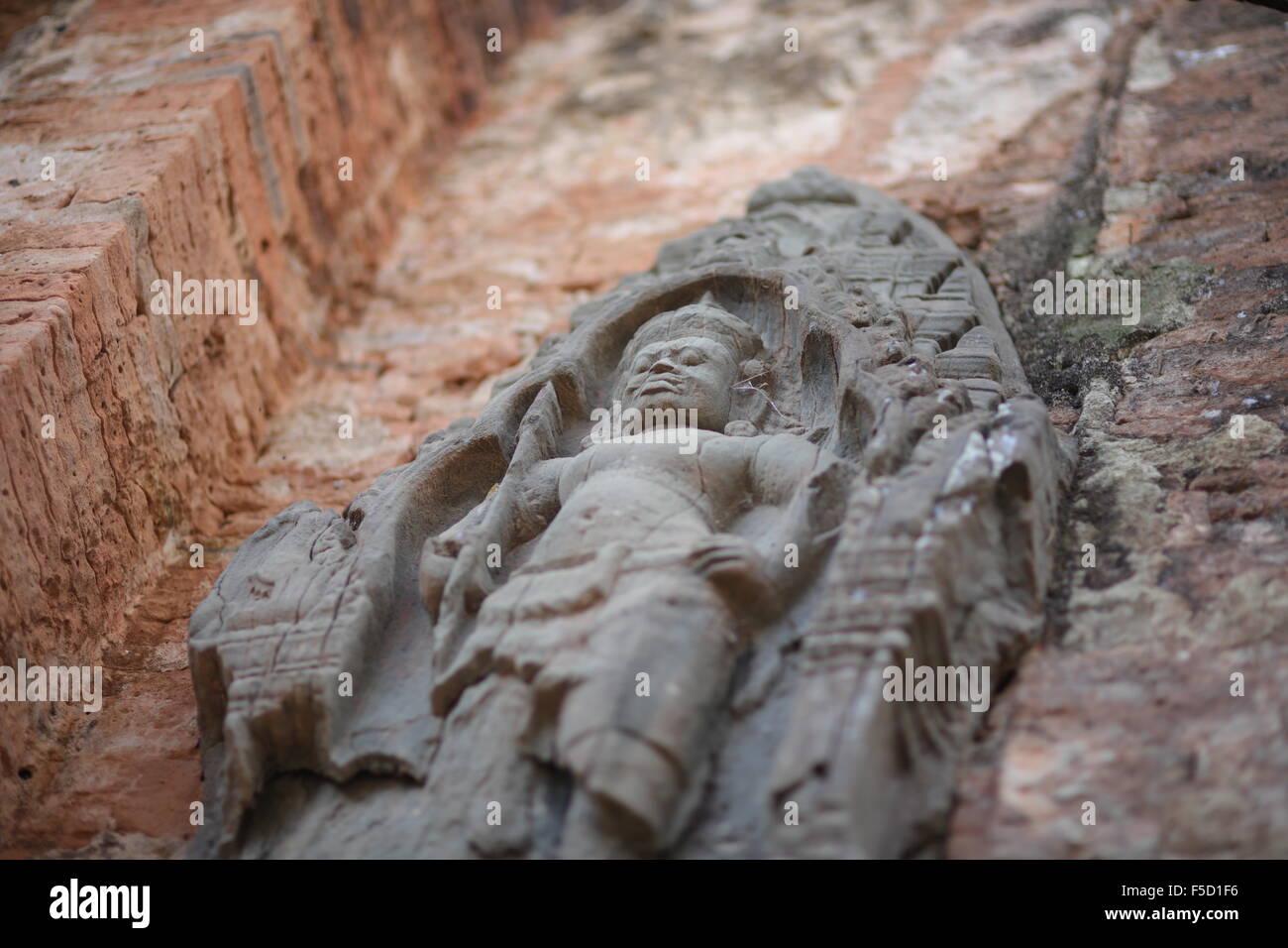 Khmer figure hi-res stock photography and images - Alamy
