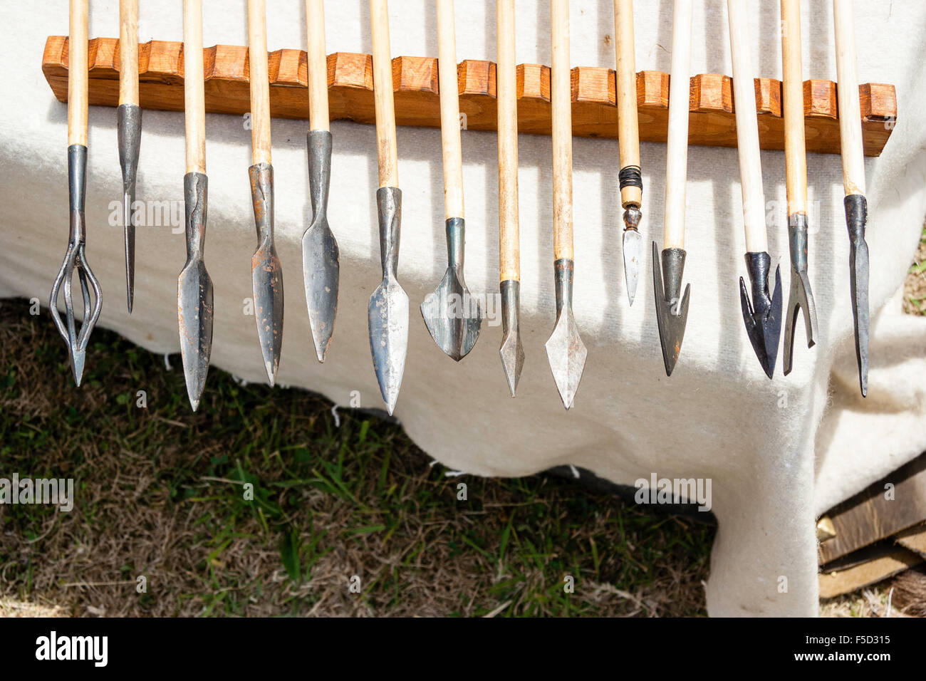 Roman arrow heads hi-res stock photography and images - Alamy