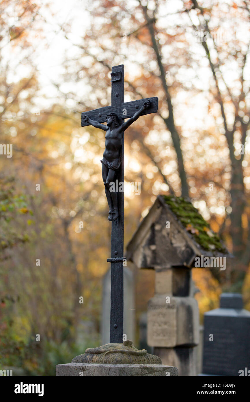 Graves at 'Alter Suedfriedhof' in Munich (Muenchen), Bavaria (Bayern), Germany (Deutschland) Stock Photo