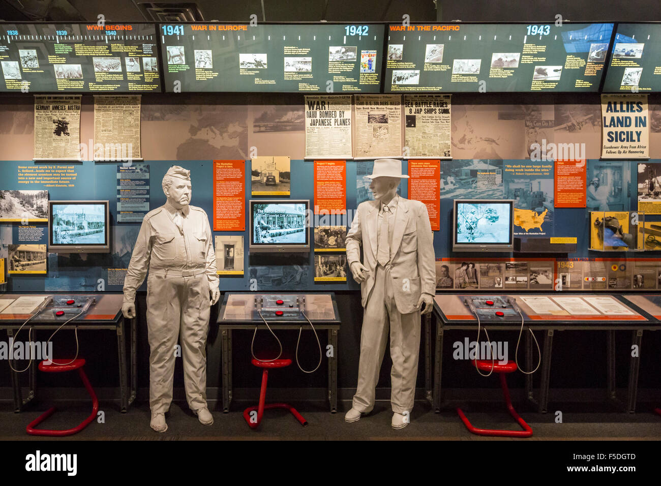 Los Alamos, New Mexico - The Bradbury Science Museum contains exhibits about Los Alamos National Laboratory. Stock Photo