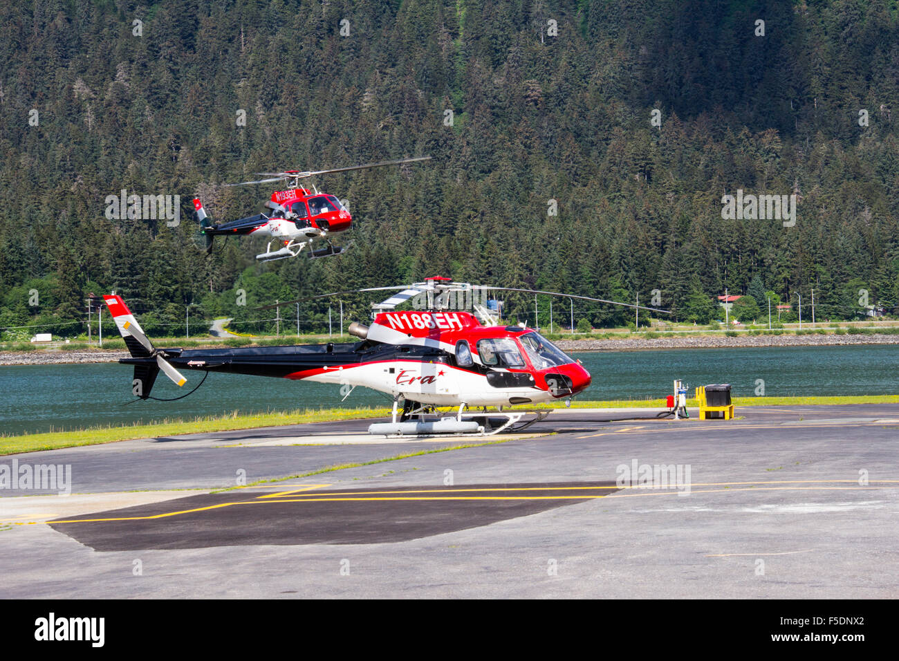 Helicopter activity hires stock photography and images Alamy