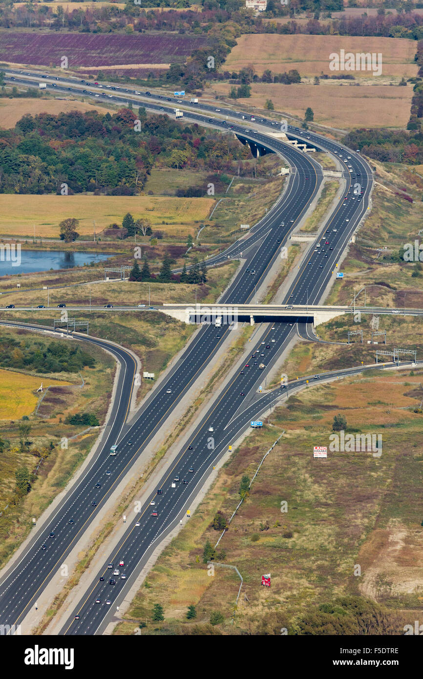 Aerial view of Highway 407 over 9th Line looking east. Stock Photo