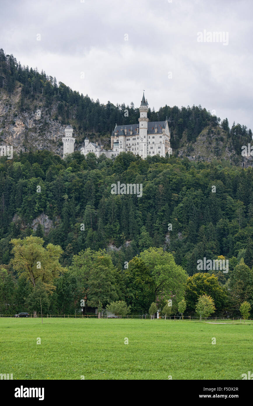 The fairy tale Schloss Neuschwanstein castle in Schwangau, Bavaria, Germany Stock Photo