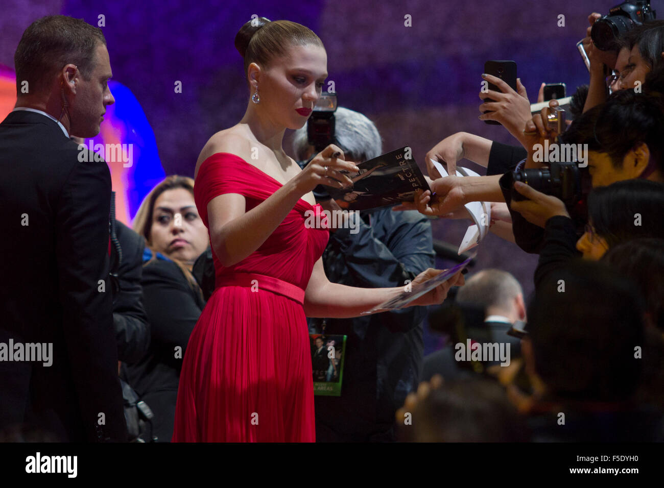 Mexico City, Mexico. 2nd Nov, 2015. Actress Lea Seydoux poses