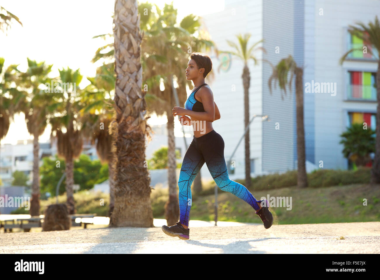 African american woman runner jogging outdoors - Fitness, peopl - Stock  Image - Everypixel