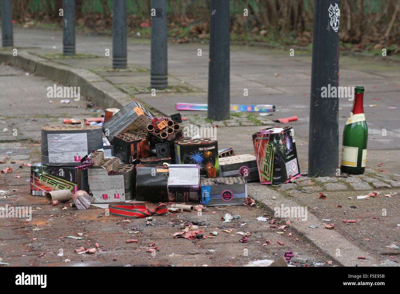 New years eve celebrations hires stock photography and images Alamy