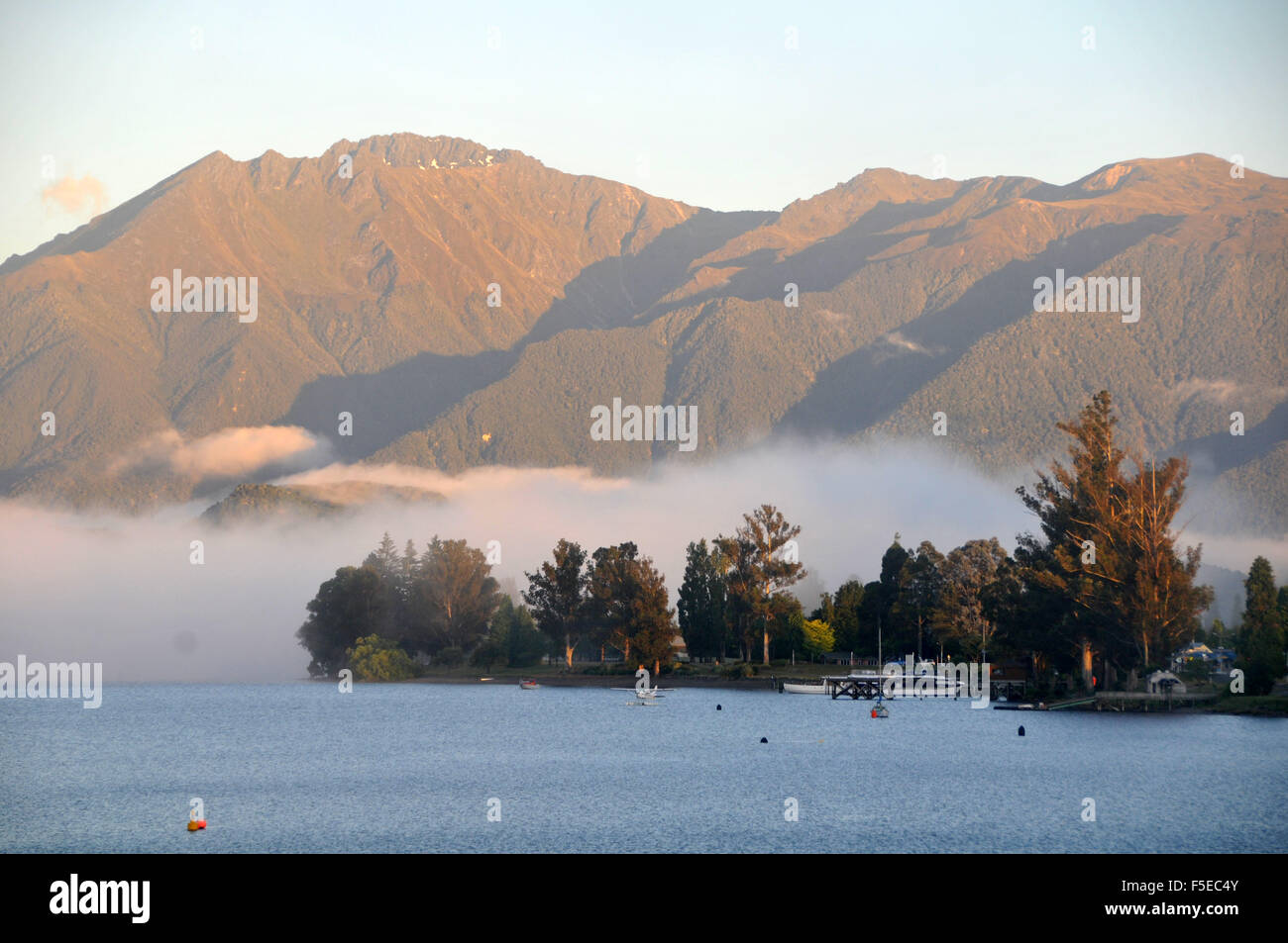 Lake Te Anau at dawn, Te Anau, South Island, New Zealand Stock Photo