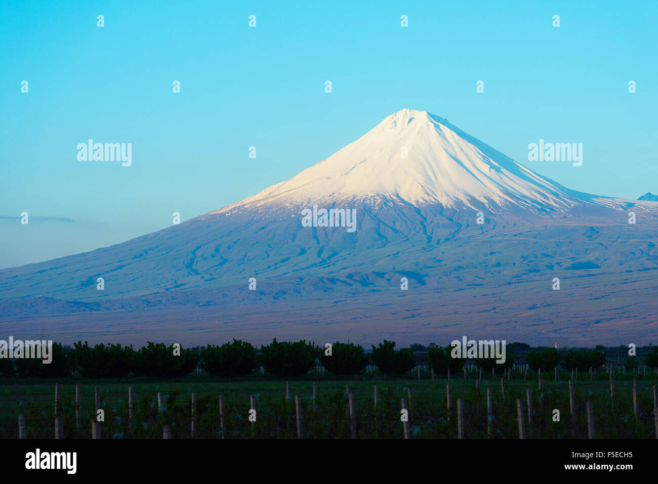 Lesser Ararat, 3925m, near Mount Ararat in Turkey photographed from