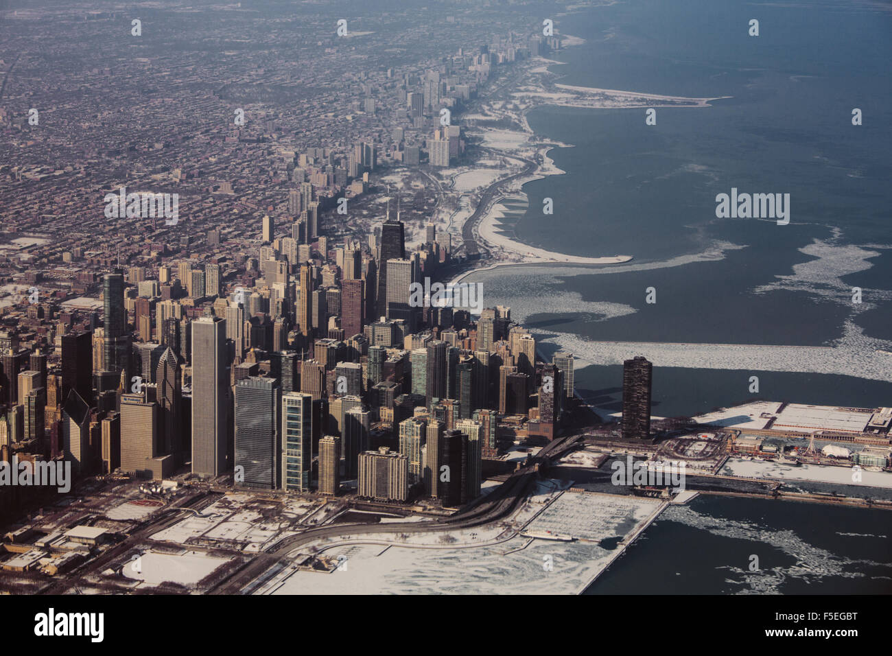 Aerial view of Chicago and Lake Michigan, Illinois, USA Stock Photo - Alamy