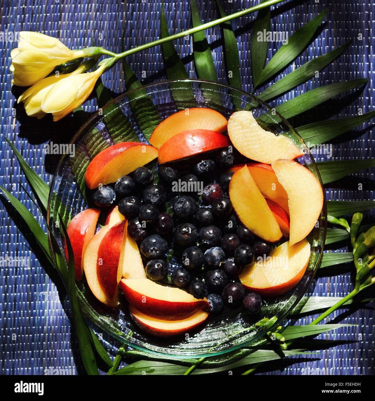 Floral fruit plate ⌀ 26,5 cm Plates