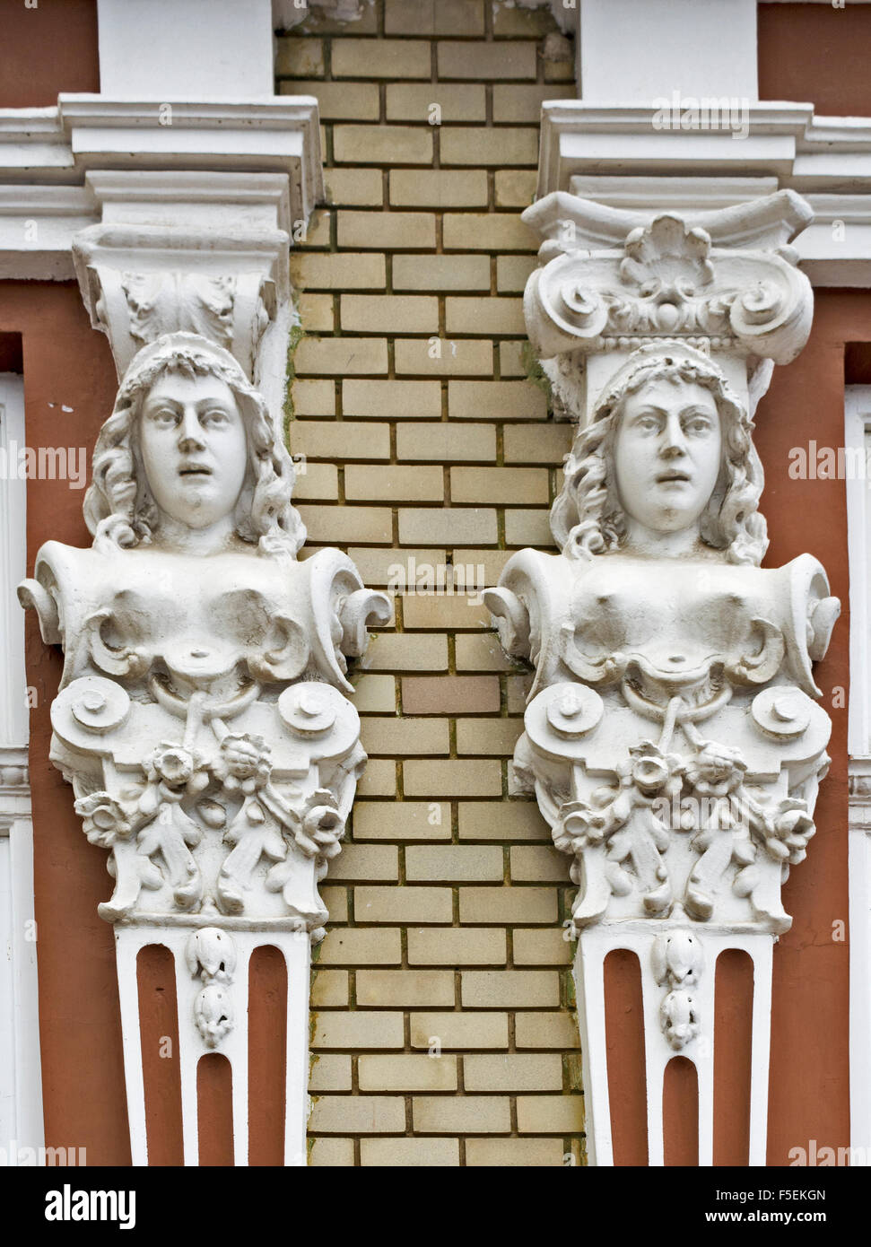 Ornament placed on the outside of the facade of the house that enhances