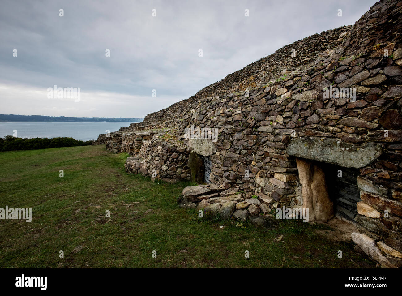 Barnenez. Cairn de Barnenez, Kernelehen peninsular,Brittany,France. Oct