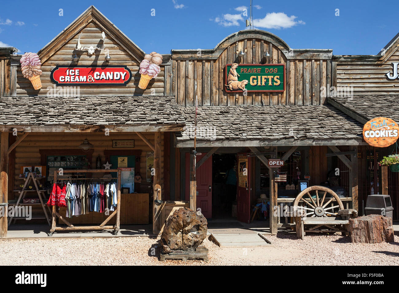 Souvenir shops, stores, cowboy film building replicas, Bryce Canyon