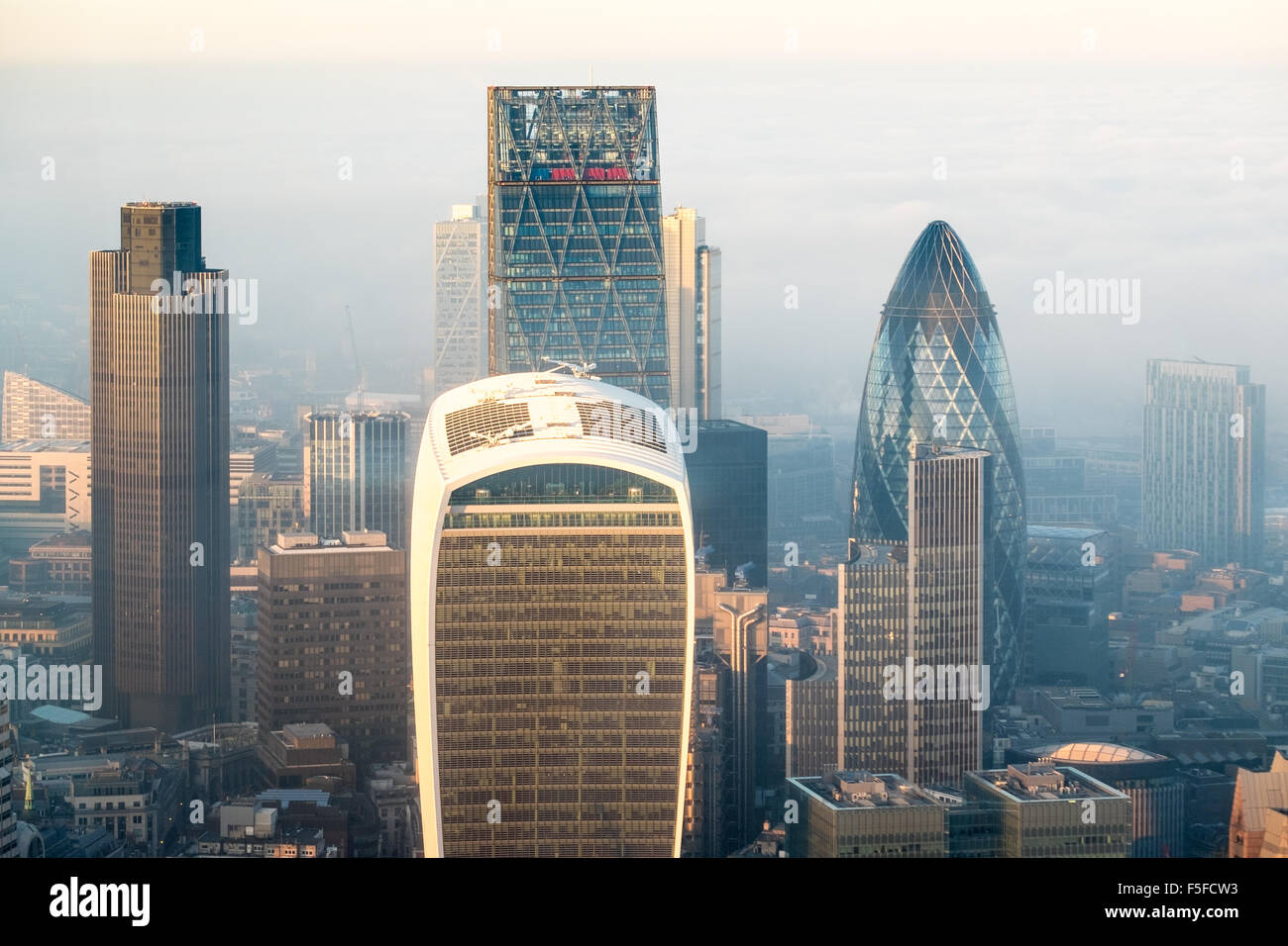 Pinnacle of the shard hi-res stock photography and images - Alamy