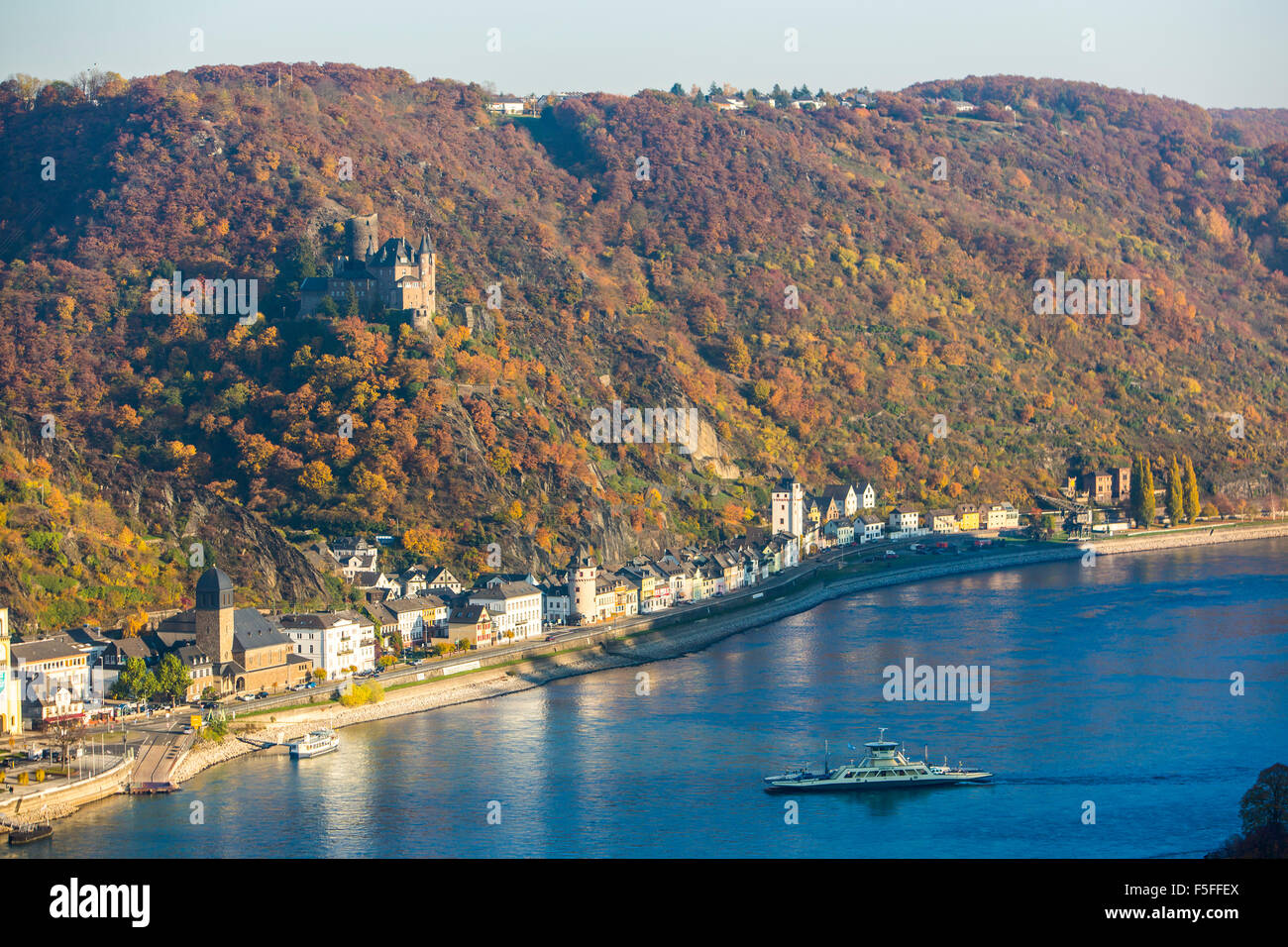 Katz castle, above St. Goarshausen, Upper Middle Rhine valley, Germany, car ferry Stock Photo