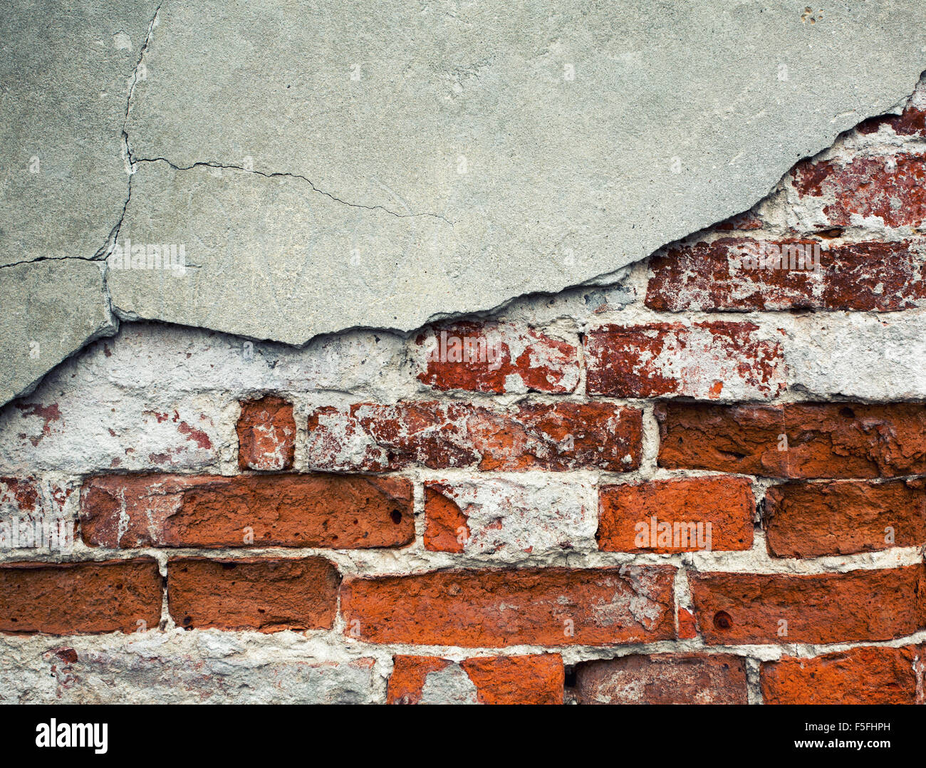 Broken brick wall Stock Photo - Alamy