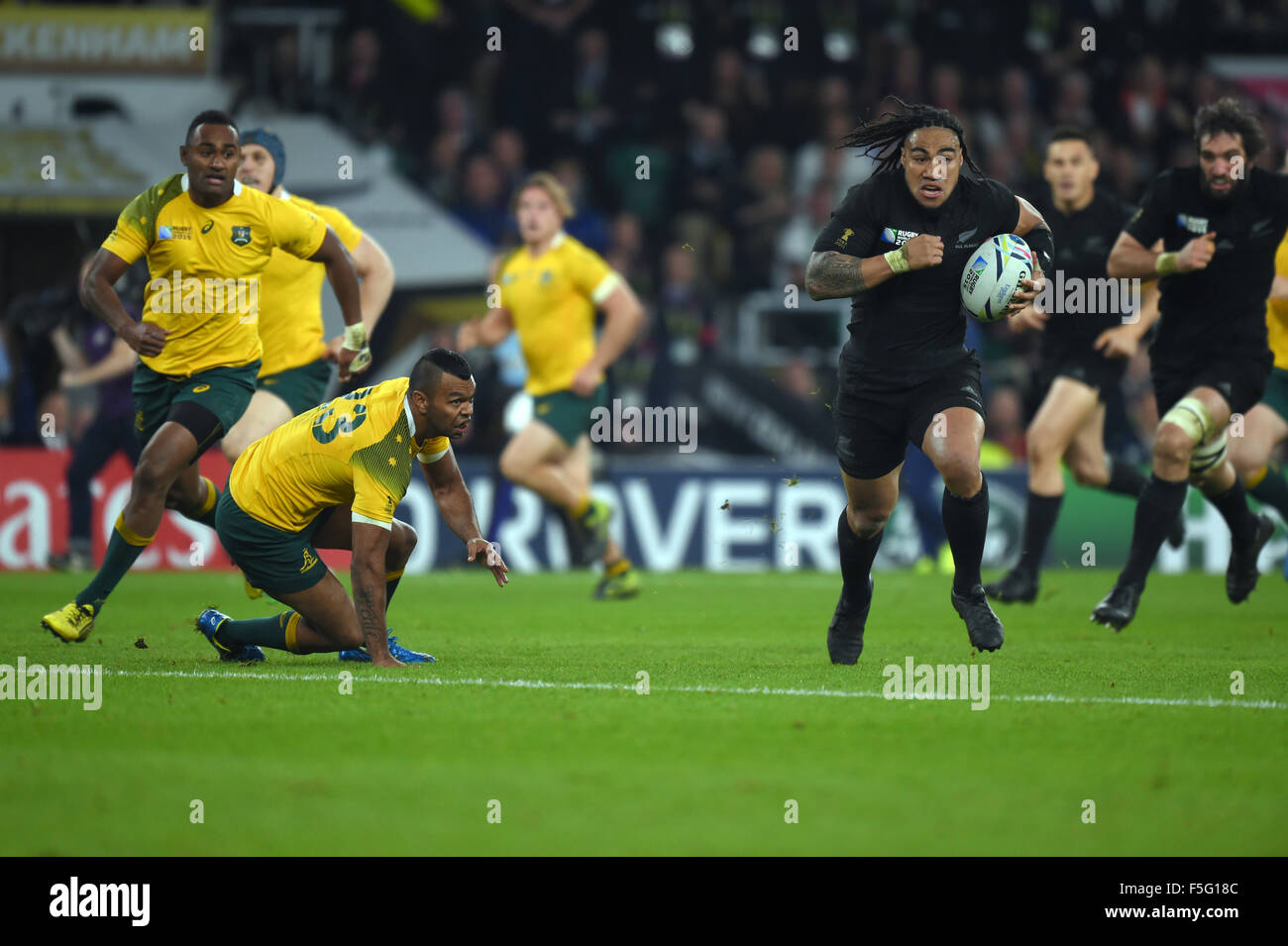 London, UK. 31st Oct, 2015. Ma'a Nonu (NZL) Rugby : Ma'a Nonu of New Zealand runs for scoring their team second try during the 2015 Rugby World Cup final match between New Zealand and Australia at Twickenham in London, England . © FAR EAST PRESS/AFLO/Alamy Live News Stock Photo