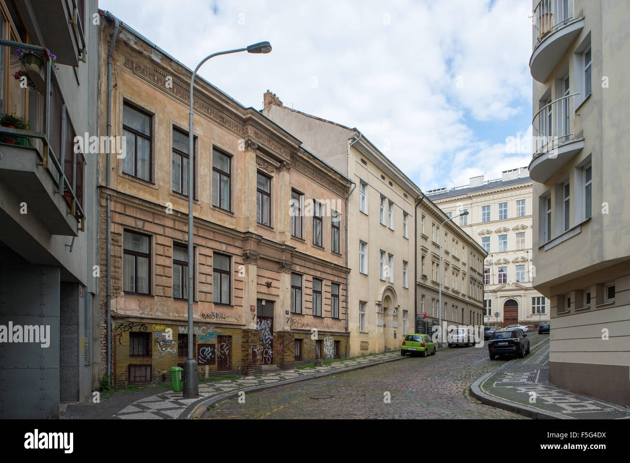 Prague, Czech Republic, homes in the Dalimilova Stock Photo Alamy