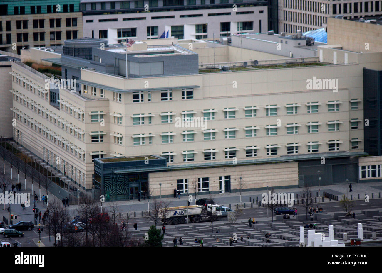 Luftbild: die US amerikanische Botschaft, von der aus vermutlich das gesamte politische Berlin, inklusive der Kanzlerinnentelefo Stock Photo