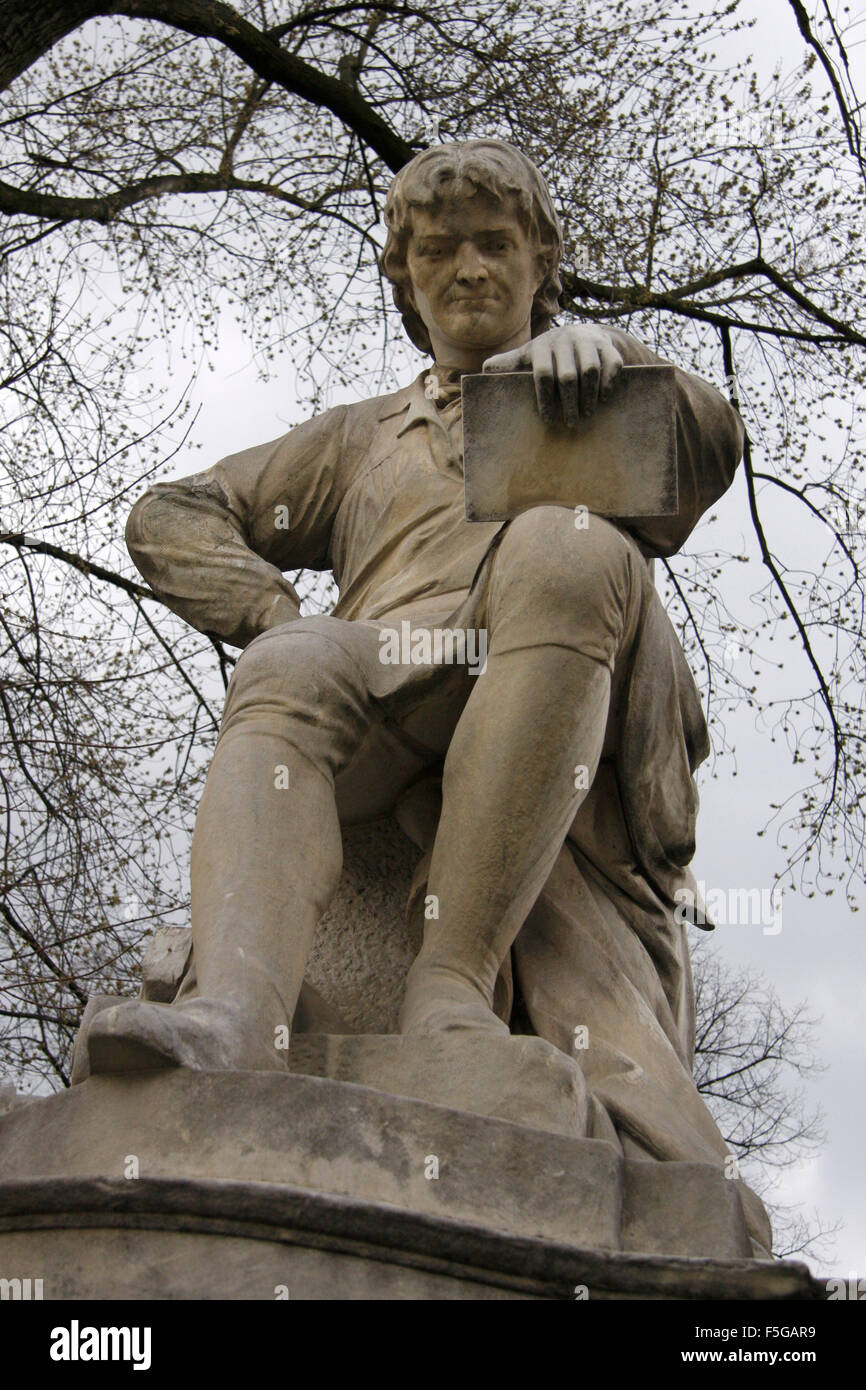 Alois Senefelder-Denkmal am Senefelder Platz, Berlin-Prenzlauer Berg. Stock Photo