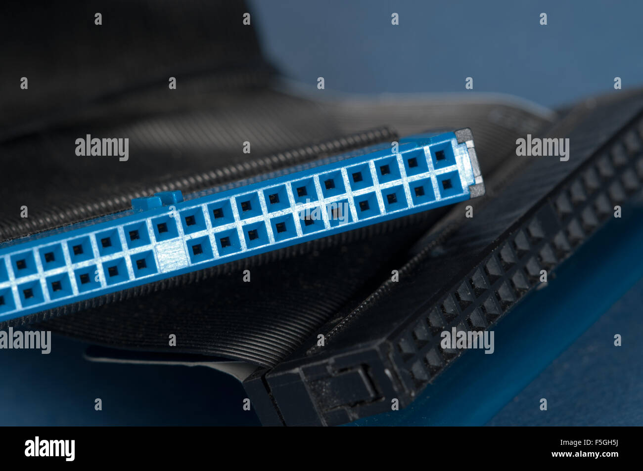 Ide cable hi-res stock photography and images - Alamy