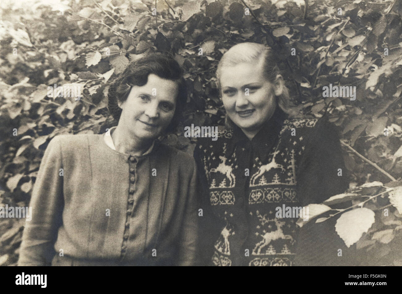 Vintage portrait of two women, 1948 Stock Photo