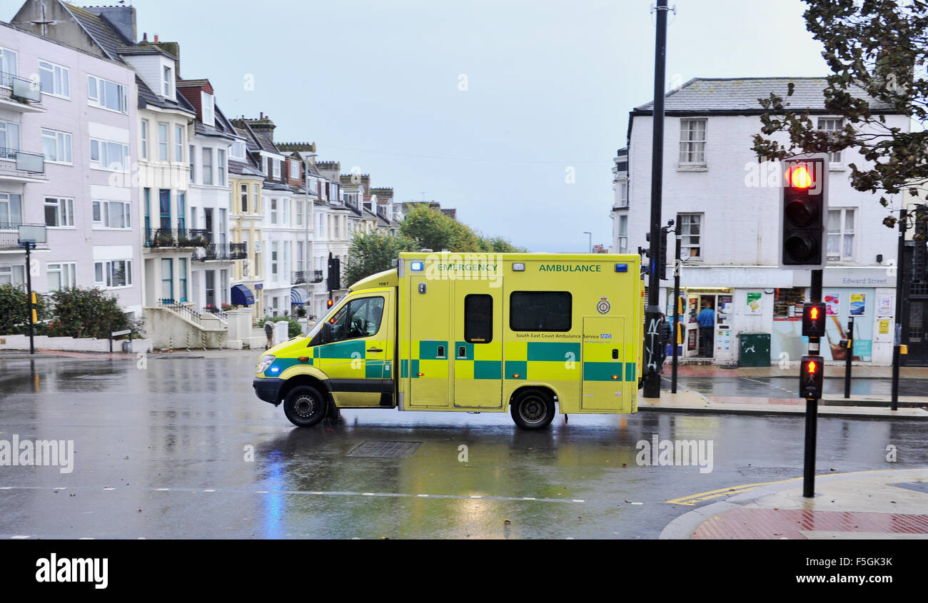 Ambulance traffic light uk hi-res stock photography and images - Alamy