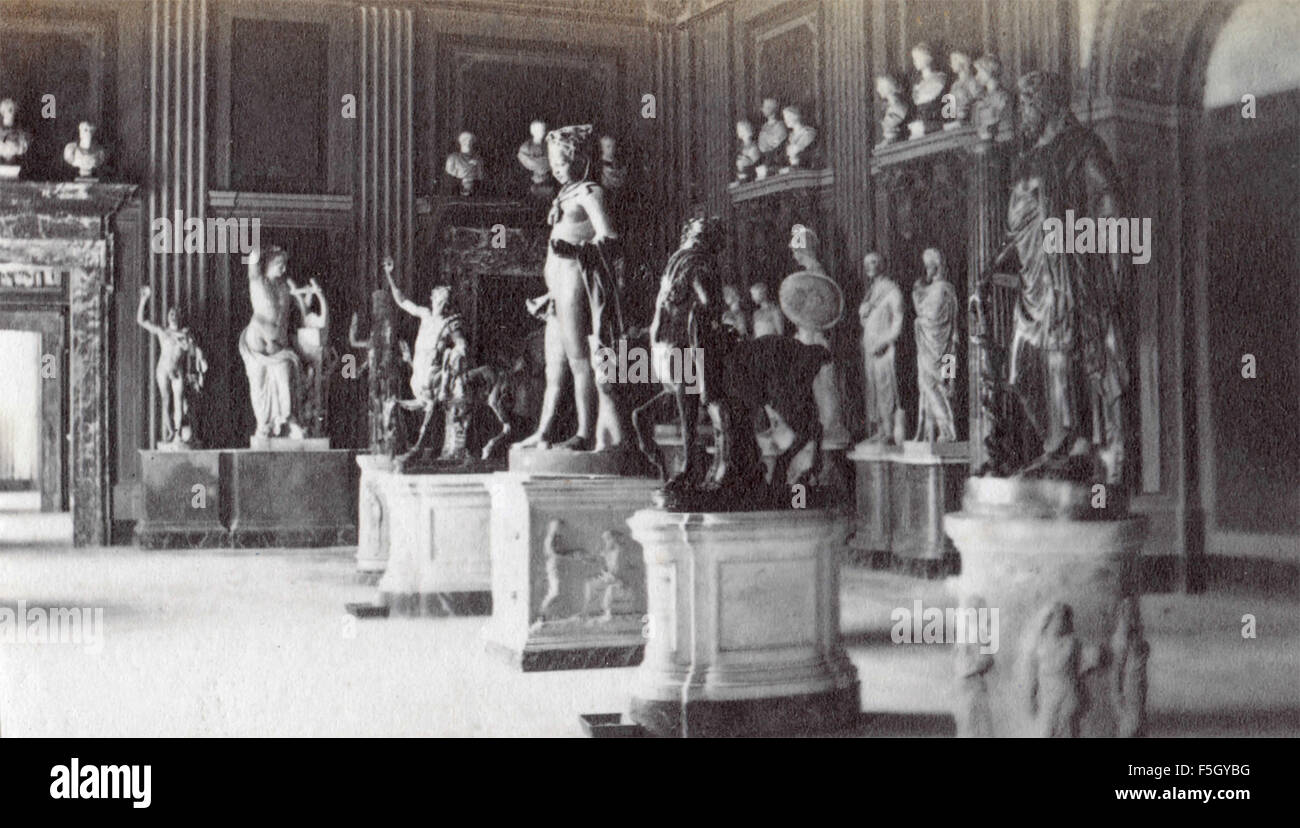Gallery with statues, the Capitoline Museums Stock Photo - Alamy