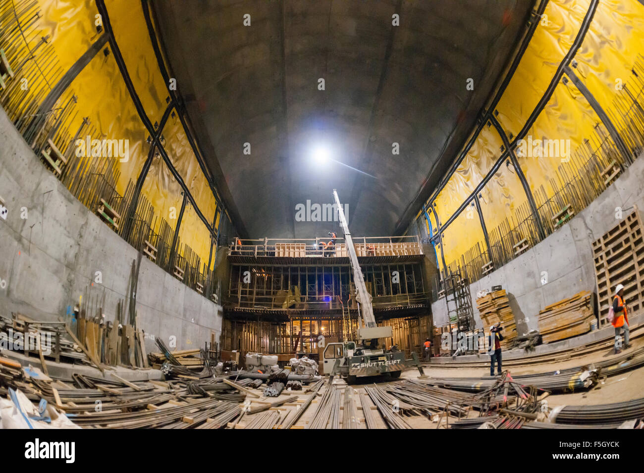 New York, USA. 04th Nov, 2015. 140 feet below Grand Central Terminal in New York work on the Metropolitan Transportation Authority's East Side Access project progresses, seen on Wednesday, November 4, 2015. When finished the tunnel will connect the Long Island Rail Road to Grand Central Terminal reducing commutation from Penn Station. It is currently the the largest transportation project in the U.S., with a budge of $10.78 billion and a pllaned opening of December 2022. Credit:  Richard Levine/Alamy Live News Stock Photo