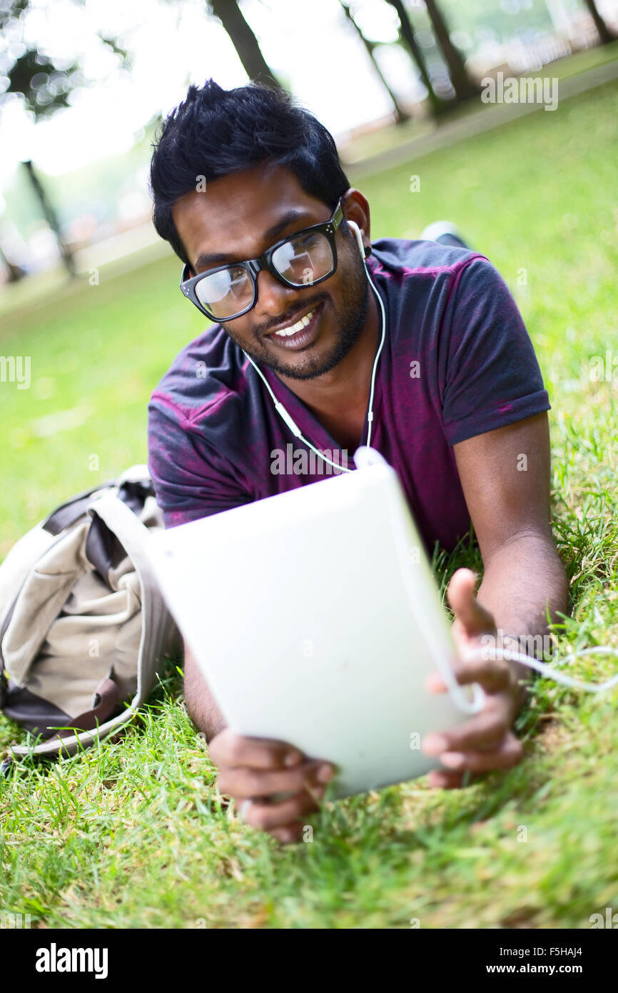 Indian college computer hi-res stock photography and images - Alamy