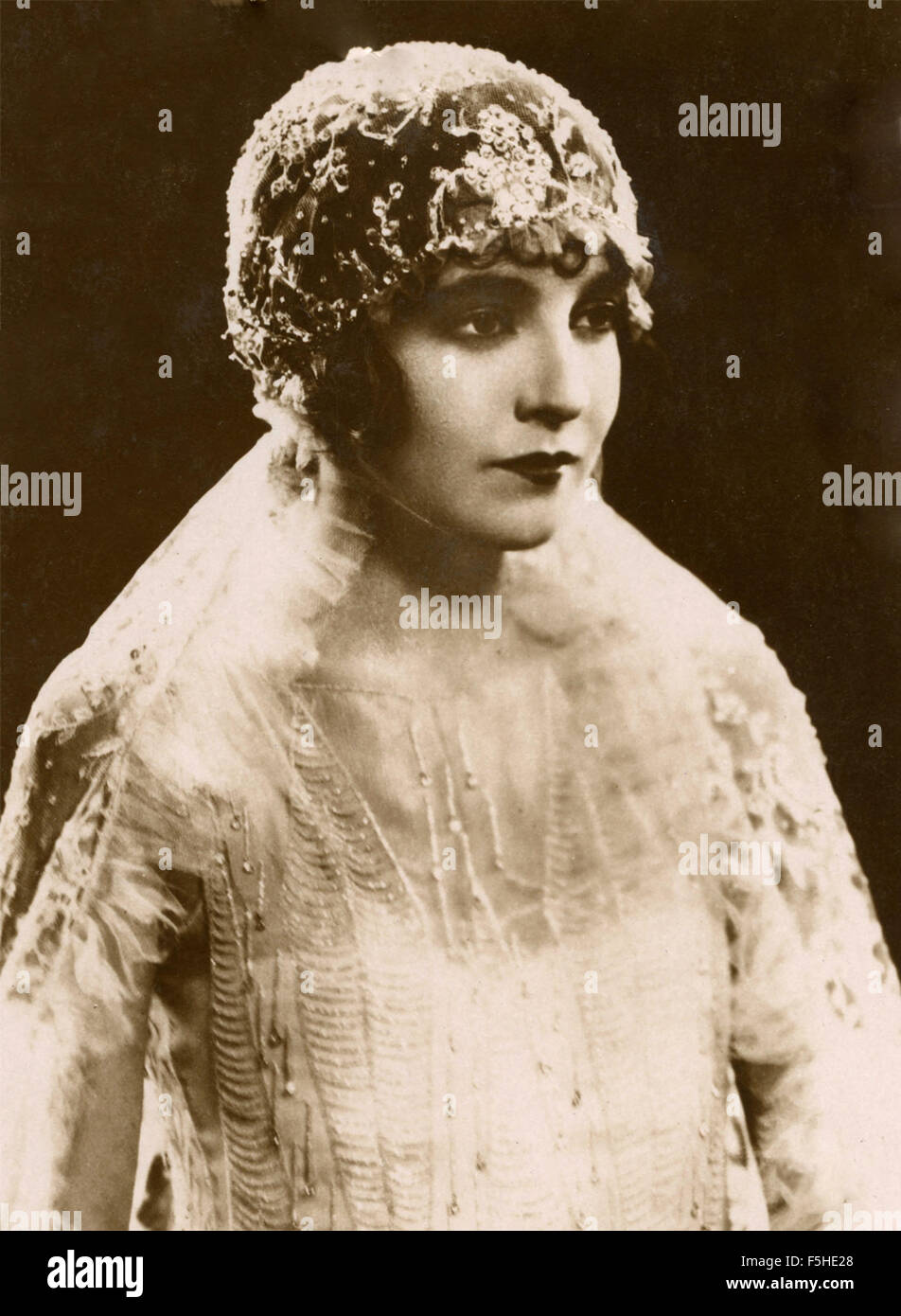 The American actress Betty Bronson dressed as a bride Stock Photo
