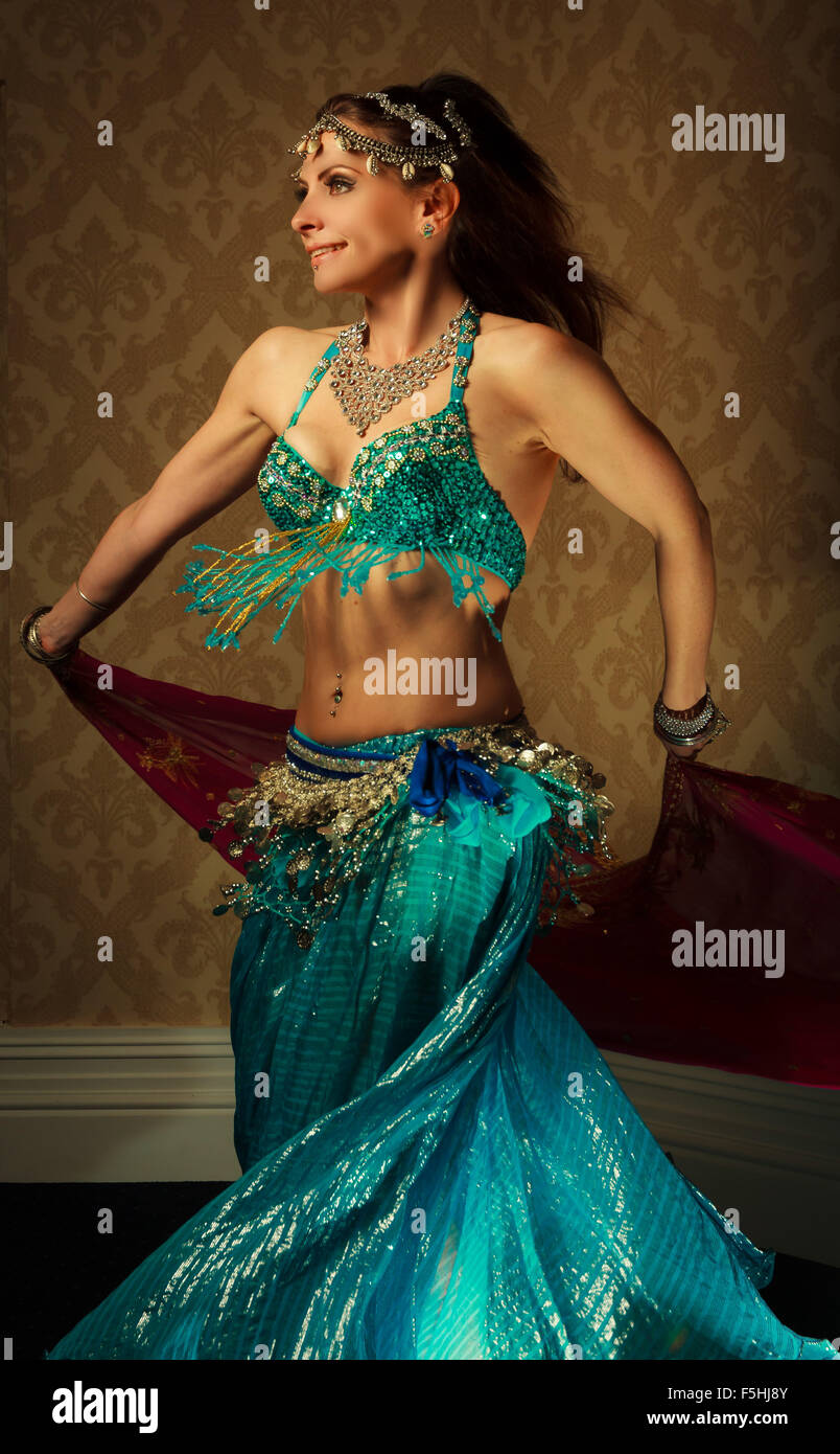 Cabaret belly dance hot sale costumes