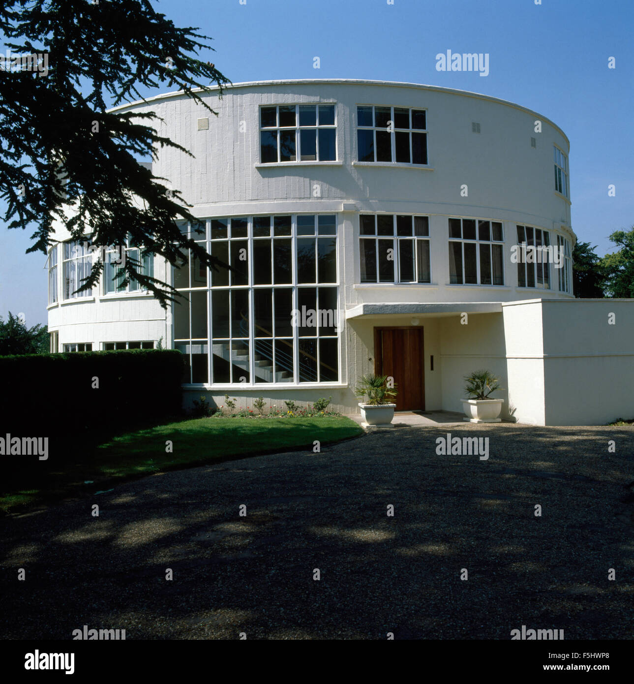 Exterior of St. Anne's Court in Chertsey, an Art Deco house designed by Raymond McGrath in the thirties Stock Photo