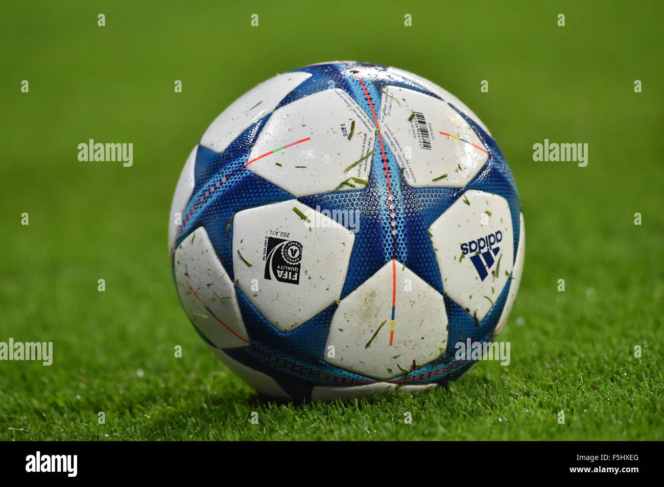 Munich, Germany. 4th Nov, 2015. A view of the ADIDAS soccer ball on the  pitch during the Champions League group F soccer match Bayern Munich vs FC  Arsenal in Munich, Germany, 4
