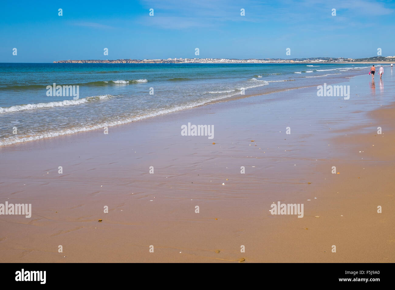 Empty sea shore sand hi-res stock photography and images - Alamy