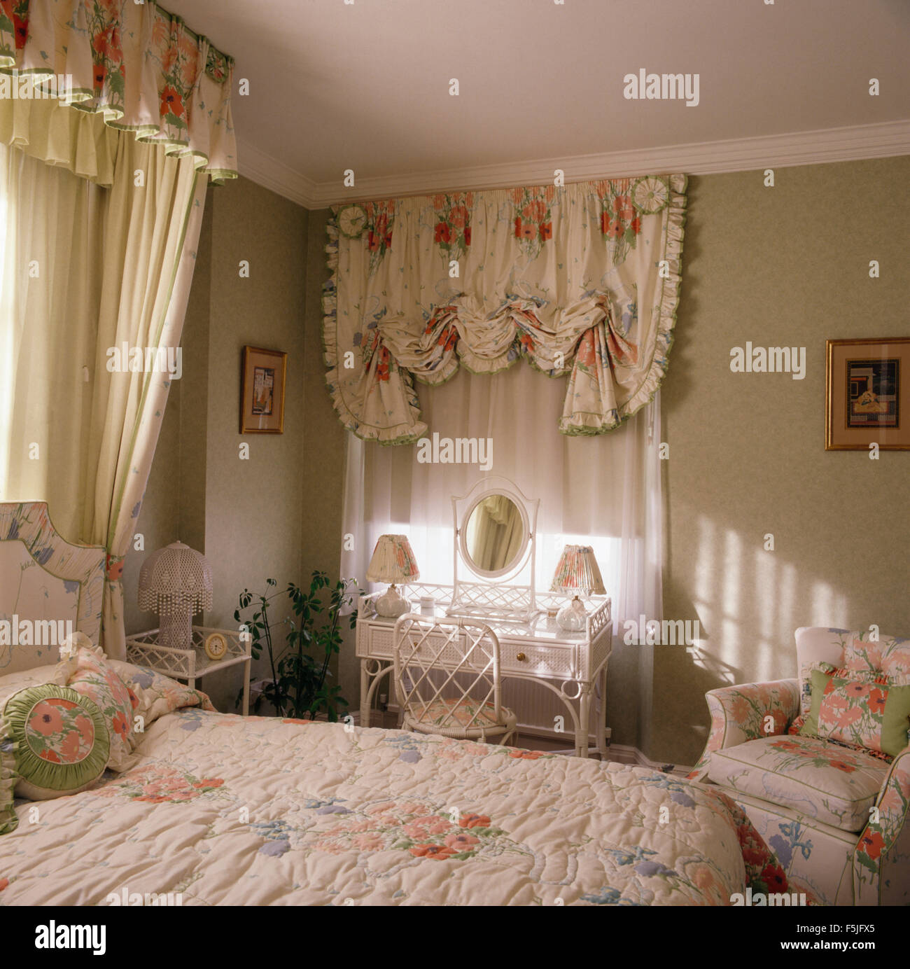 Festoon blinds on window in an eighties bedroom Stock Photo Alamy