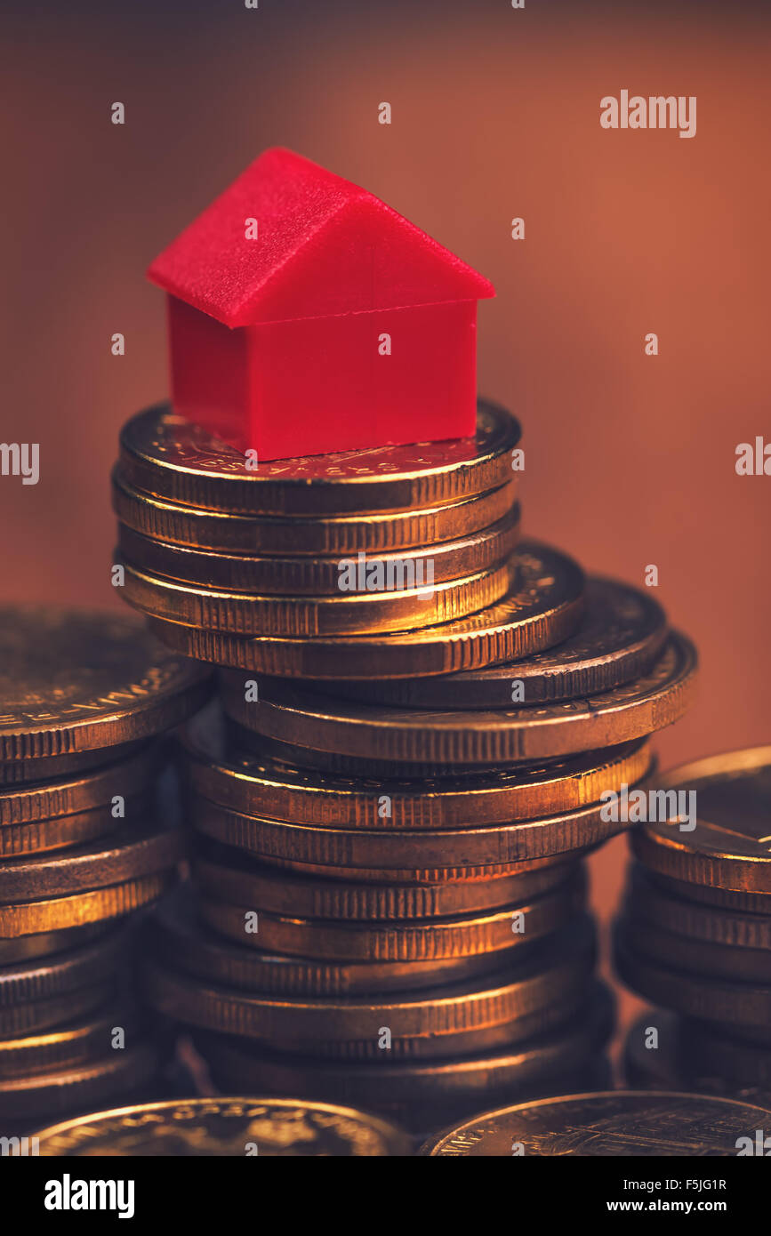 Graduated payment mortgage GPM sign and tiny houses Stock Photo - Alamy