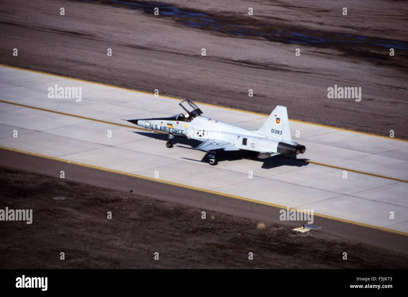 Northrop F-5E 72-01393 NWS 4 NAS Miramar 17May75 [PBL via Stock Photo