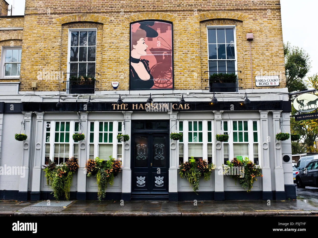 Public House And Victorian High Resolution Stock Photography and Images