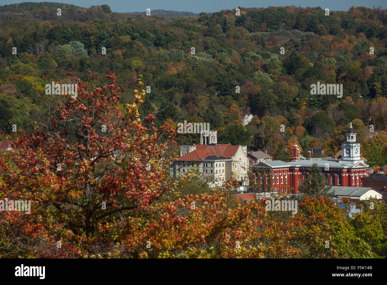 COUNTY COURTHOUSE HISTORIC DISTRICT BROOKVILLE JEFFERSON COUNTY