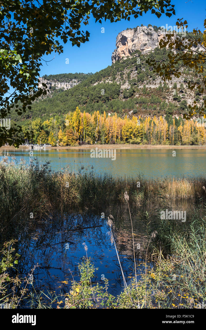 Looking across the lagoon at Una in Autumn, Serrania de Cuenca, Castilla-la mancha, Central Spain Stock Photo