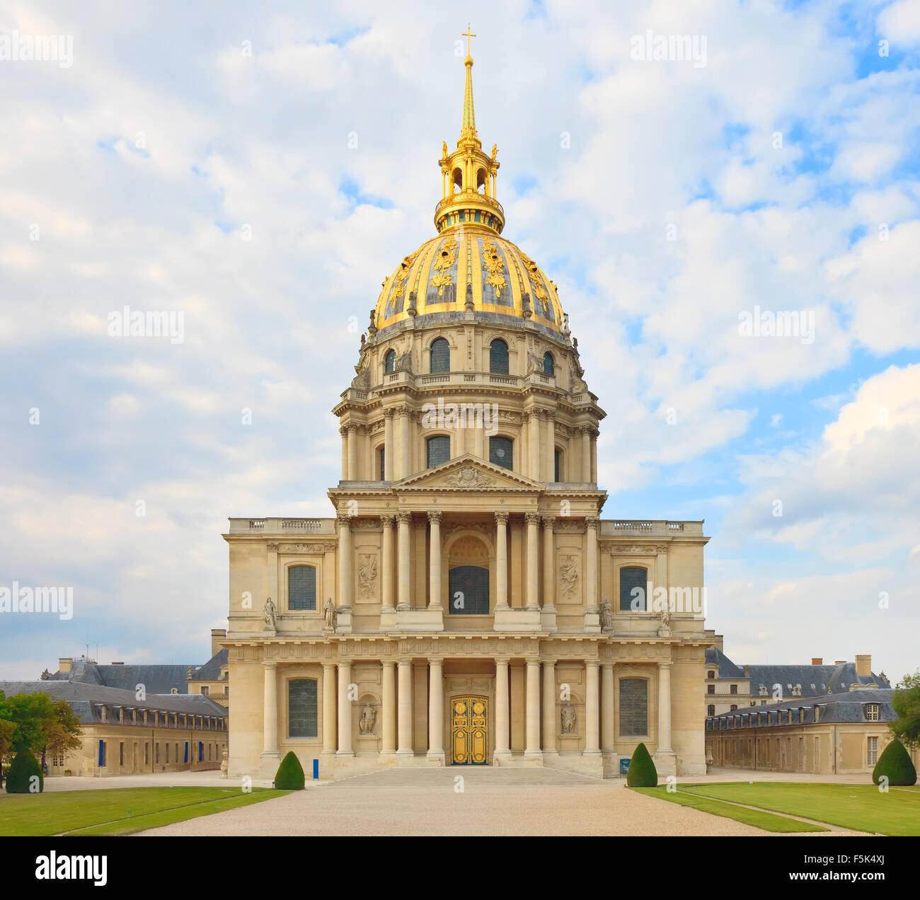 Les Invalides, Paris, France, Europe. This french landmark is famous for Napoleon Bonaparte burial place. In this image detail o Stock Photo