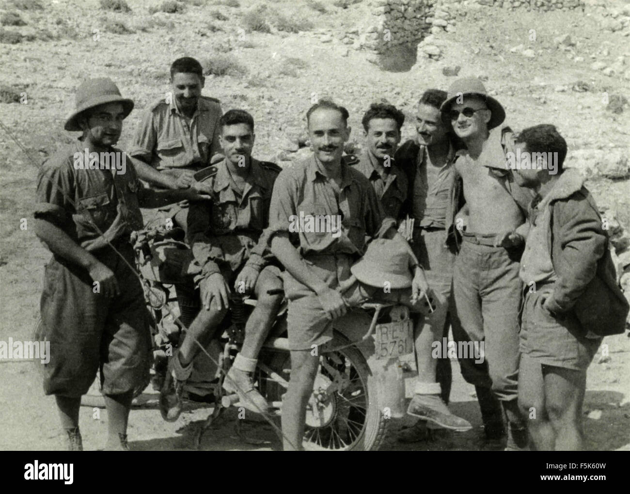 Group of soldiers with a motorcycle hi-res stock photography and images ...