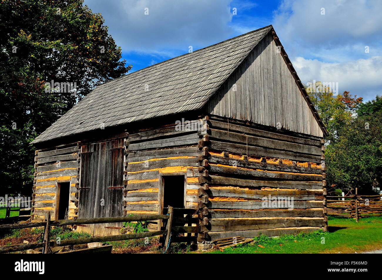Lancaster Pennsylvania Fachwerk Two Room Log Cabin Farm Home At