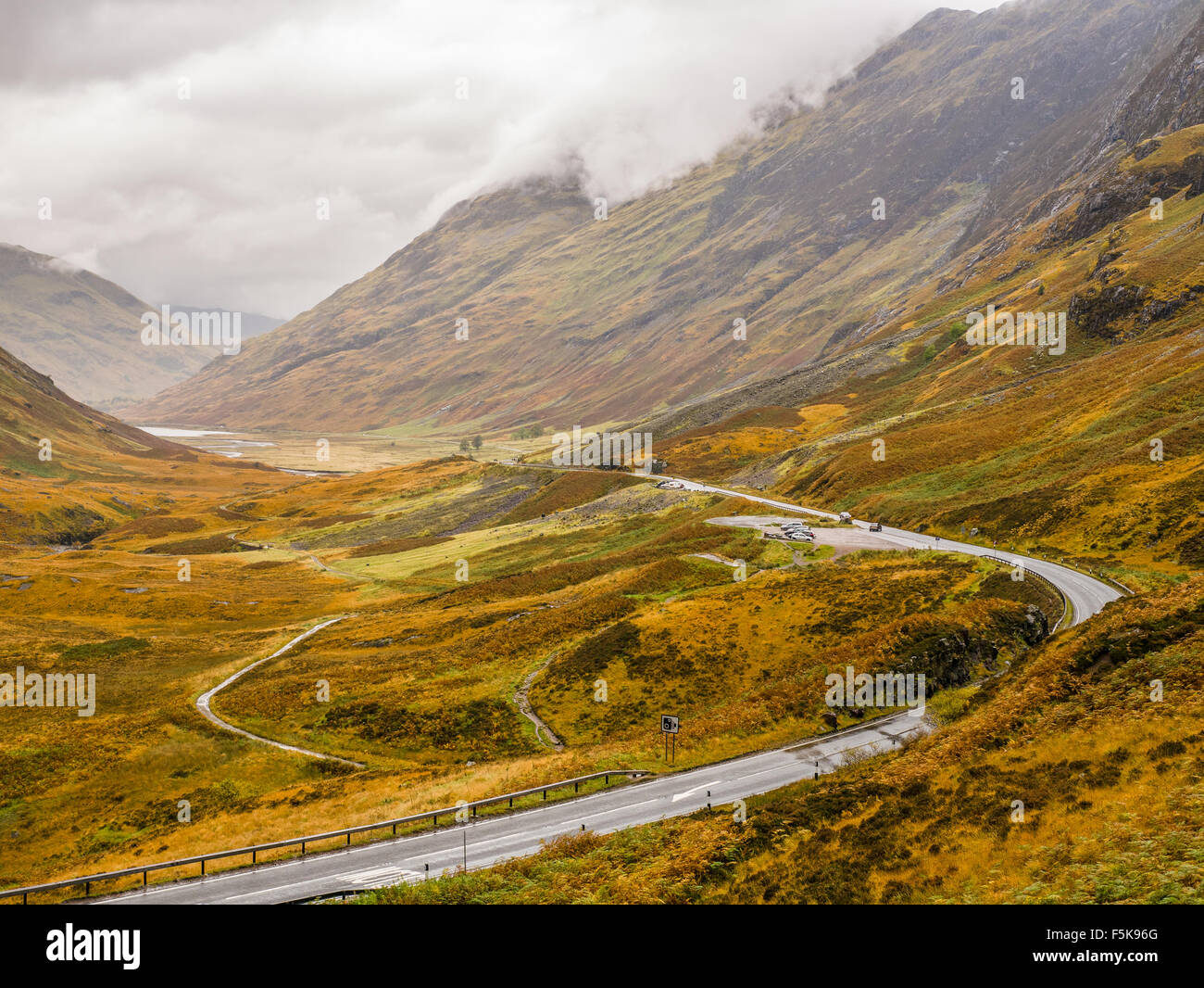 road-through-the-pass-of-glencoe-hi-res-stock-photography-and-images
