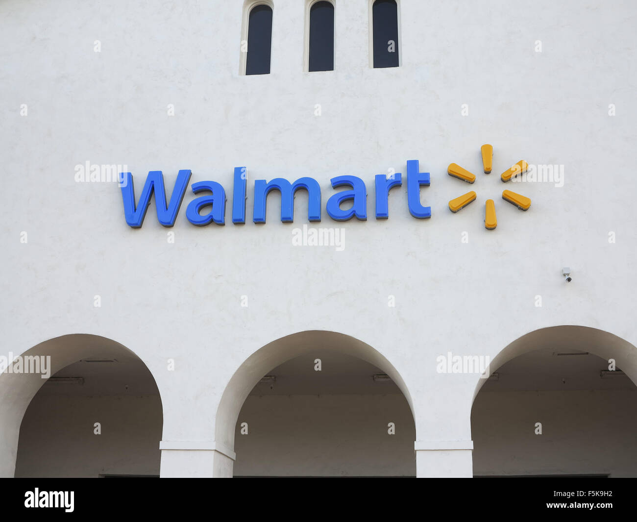 San Clemente, California, USA. 14th Oct, 2015. WalMart Stores Inc