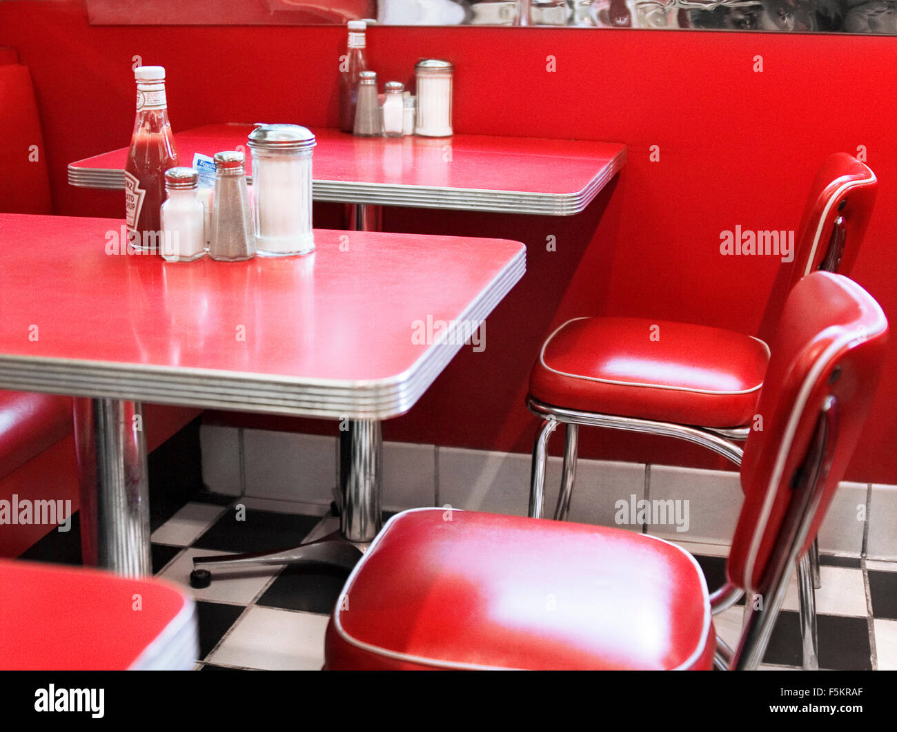 usa-new-york-manhattan-cafe-interior-stock-photo-alamy