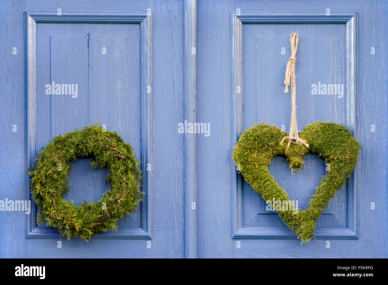 Sweden, Bohuslan, Christmas wreath on blue door Stock Photo Alamy