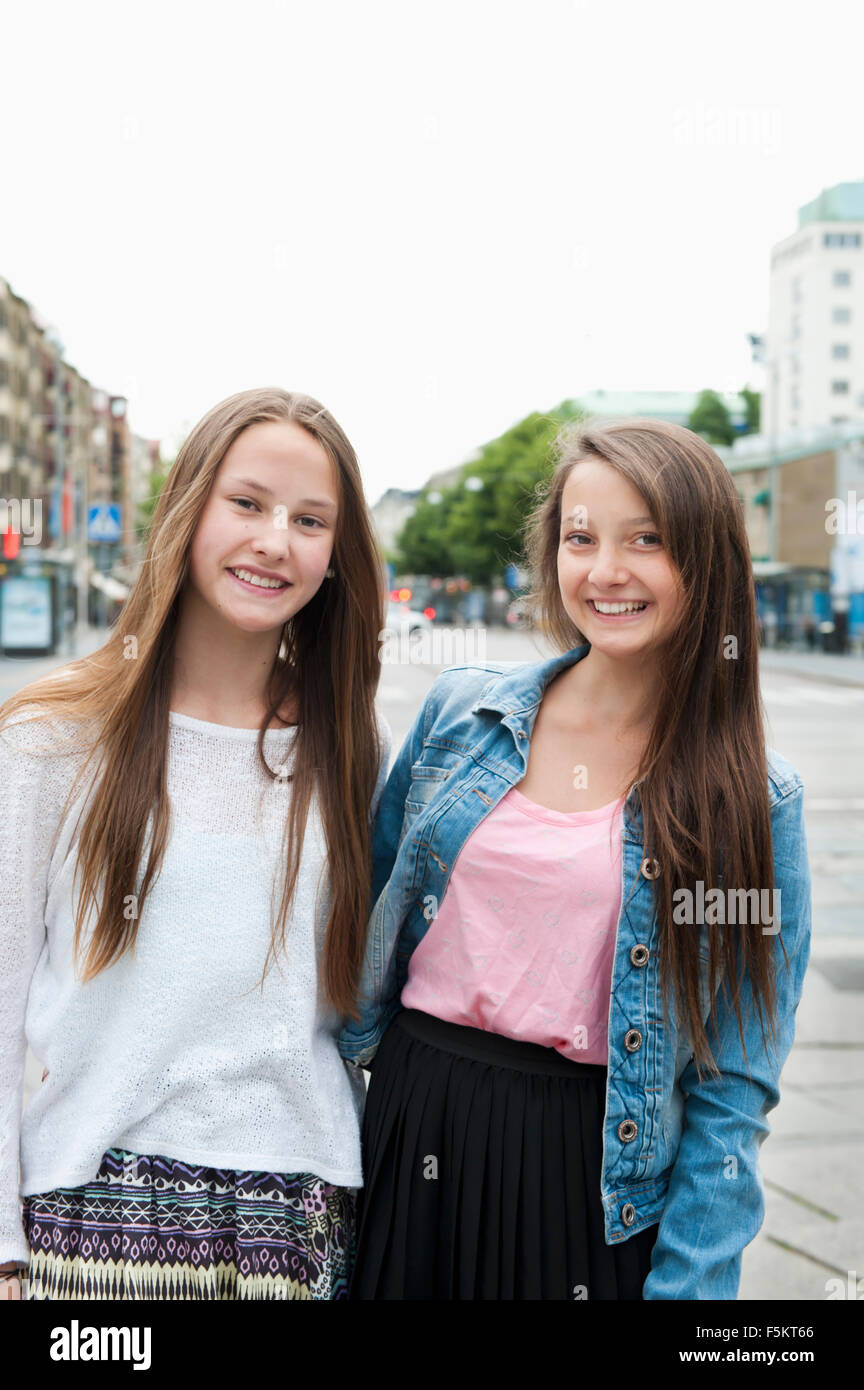 Portrait in girls hi-res stock photography and images - Alamy