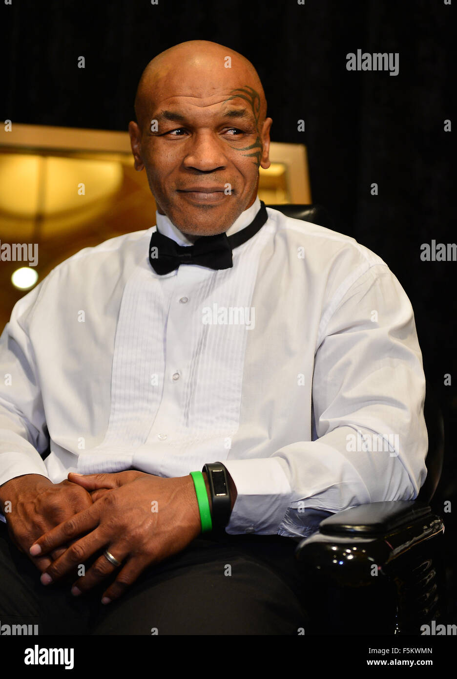 Twenty former World Heavyweight Champions attend the Boxing World